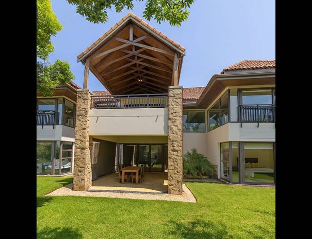 5 BEDROOM HOUSE FOR SALE IN ZIMBALI ESTATE